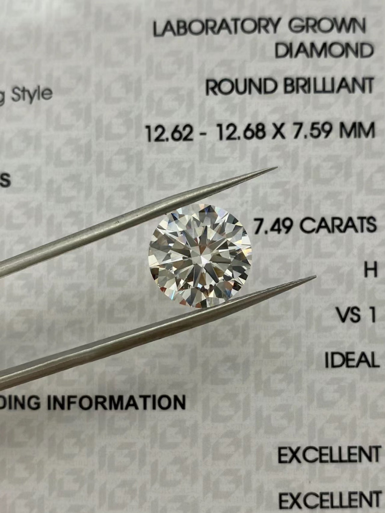 Comparing Lab-Grown Diamonds and Mined Diamonds.